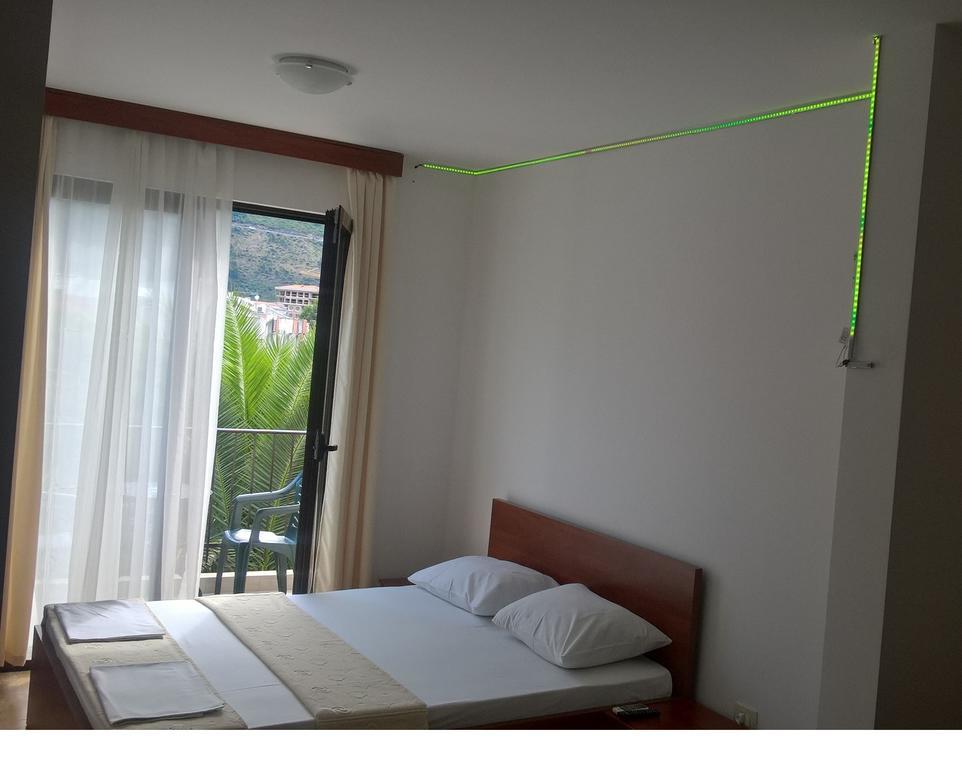 Studio Apartments 6 Palmi Budva Eksteriør bilde