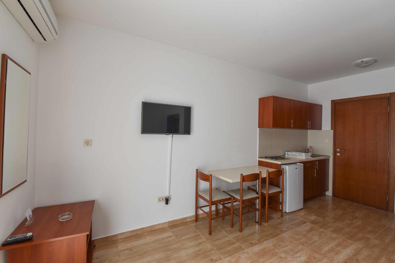 Studio Apartments 6 Palmi Budva Eksteriør bilde